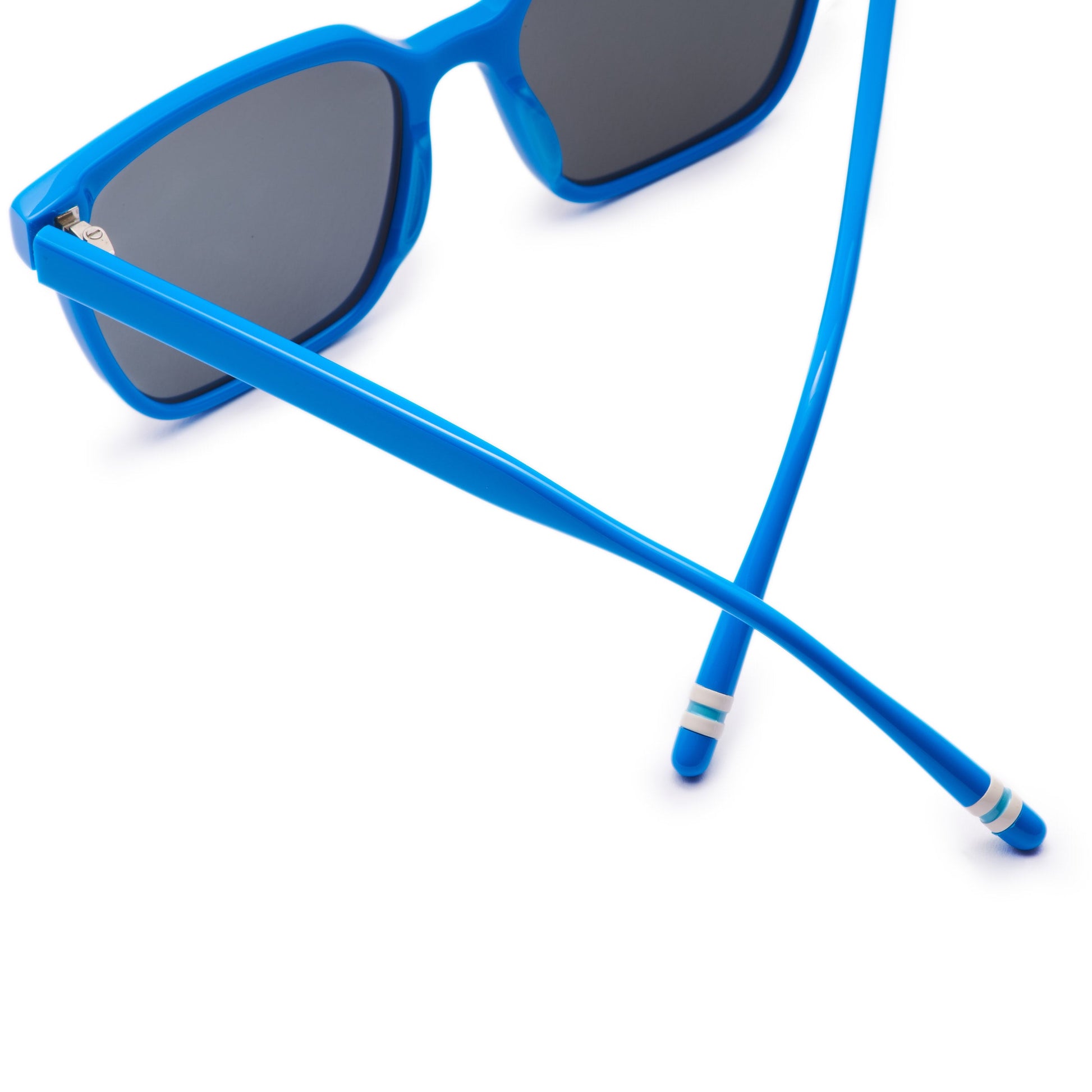 Azure Blue / Smoke Lens-