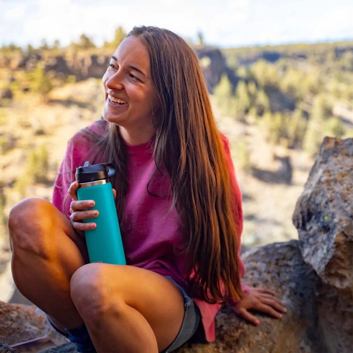 Hydro Flask Bouteille avec couvercle en paille flexible à large ouverture de 24 oz